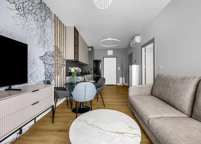 Daire Ochota - Parking, Balcony, Ac - By Rentujemy *